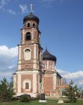 Крестовоздвиженский храм