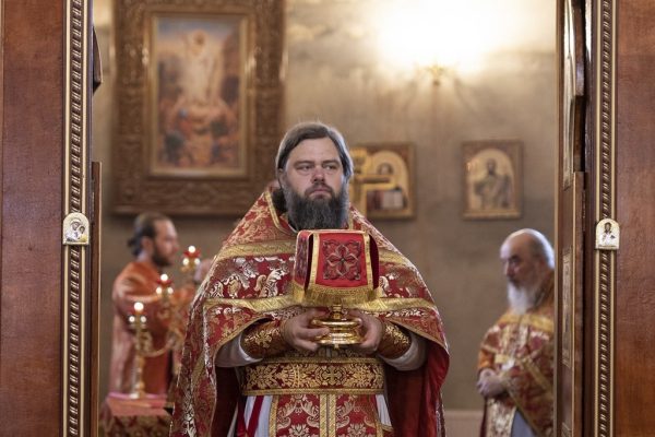 Поздравление благочинному Домодедовского церковного округа иерею Андрею Дьячкову.