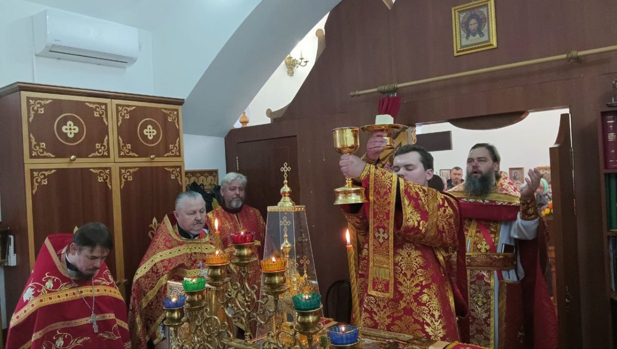 Престольный праздник Димитрие-Солунского храма мкр. Белые Столбы — фото 6