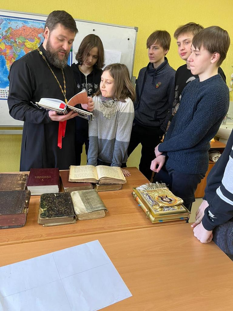 День православной книги в храме иконы Божией Матери «Утоли моя печали» деревни Одинцово — фото 2