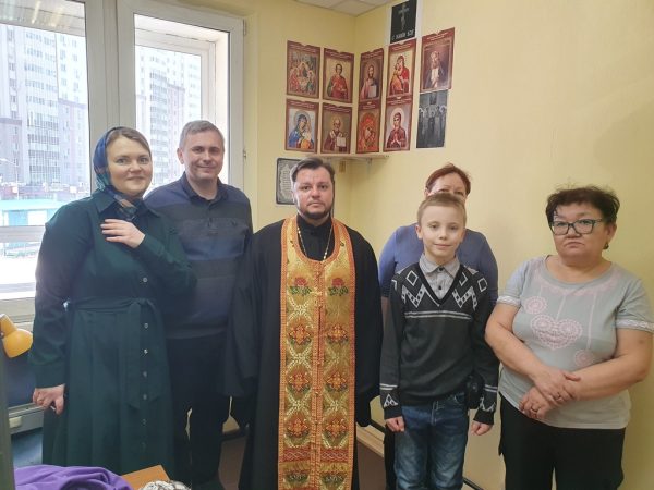 Освящение нового штаба волонтёрского движения «Птички ДМД»