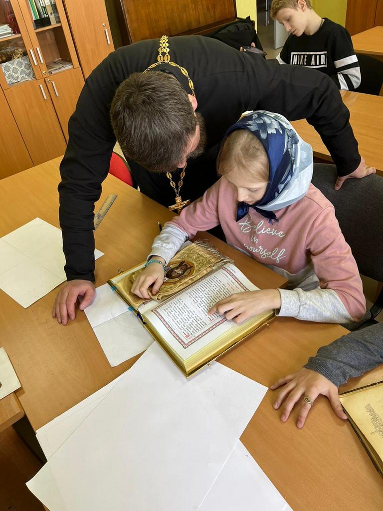 День православной книги в храме иконы Божией Матери «Утоли моя печали» деревни Одинцово