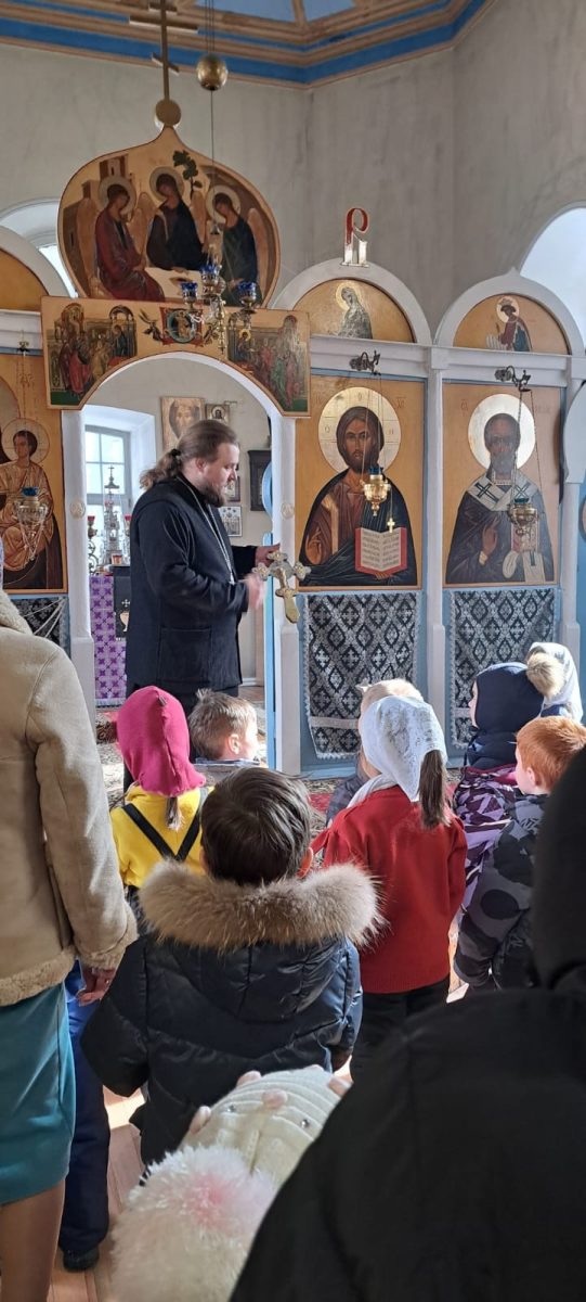 Экскурсия для детсадовцев по Добрыниховскому храму