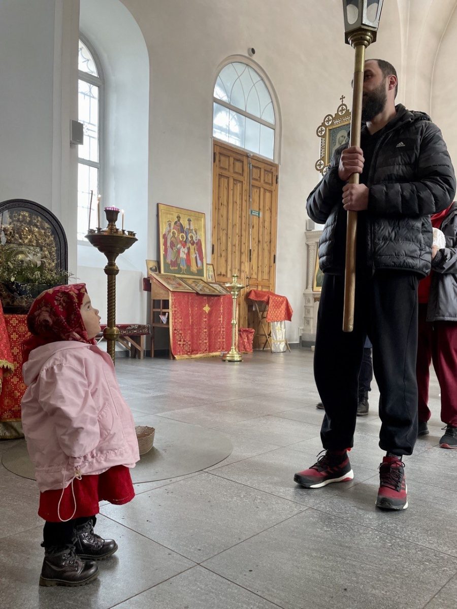 Пасха в Крестовоздвиженском храме деревни Сокольниково