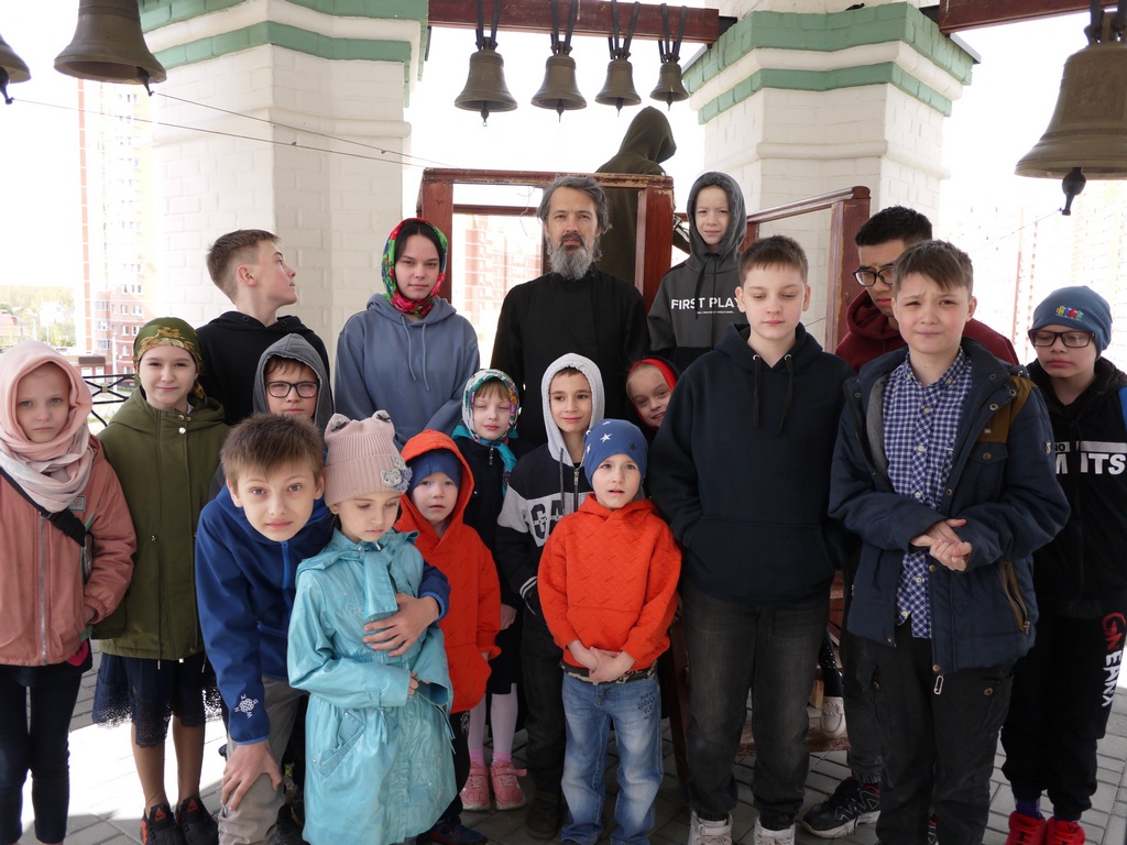 Светлая Суббота в храме Новомучеников и исповедников Домодедовских