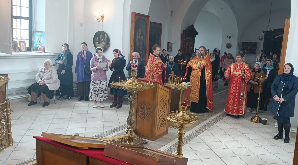В 40-й день по кончине иерея Михаила Рзянина в Юсупово состоялись заупокойные богослужения. — фото 6