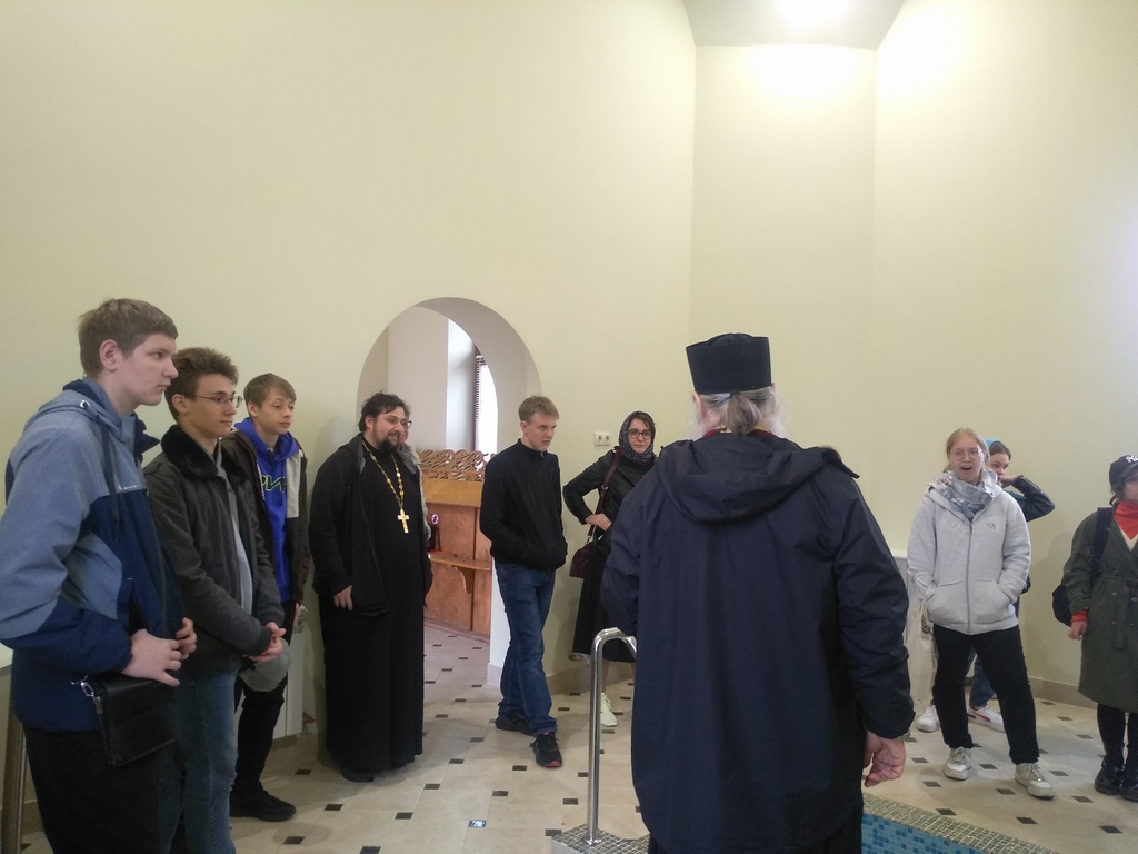 Паломническая поездка победителей викторины «Славные люди»