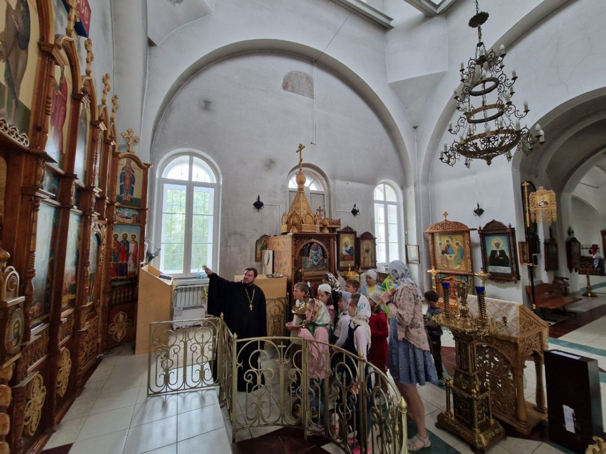Экскурсия в Преображенском храме села Вельяминово