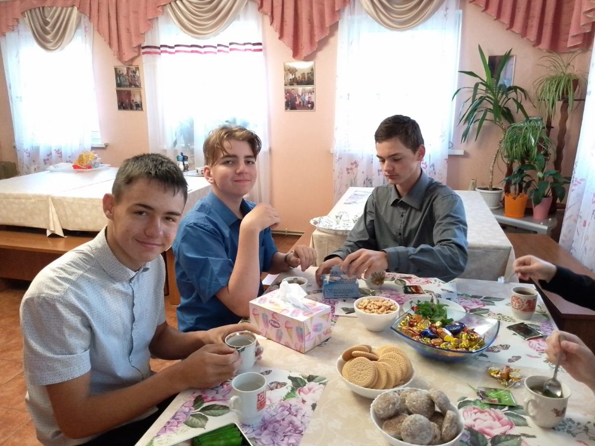 Волонтёры проекта «Добро вокруг» посетили храм Рождества Иоанна Предтечи в микрорайоне Востряково