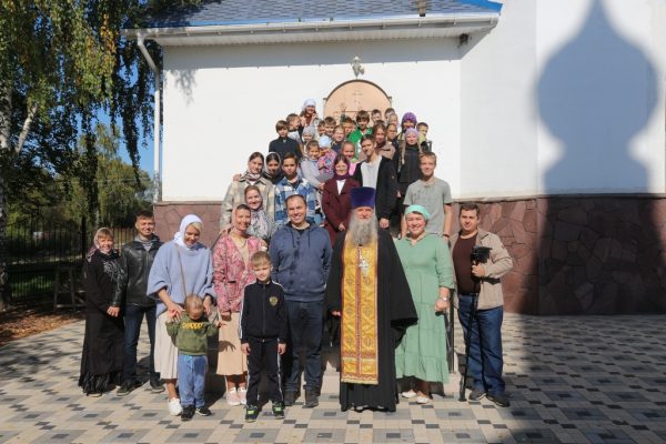 Начало нового учебного года в Воскресной школе Никольского храма в Лямцино