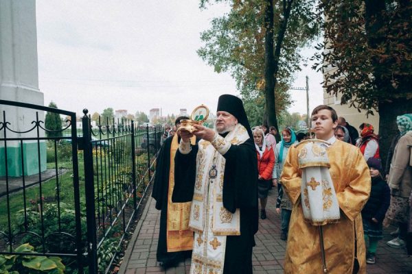 Принесение мощей святой блаженной Матроны Московской в Полоцкую епархию