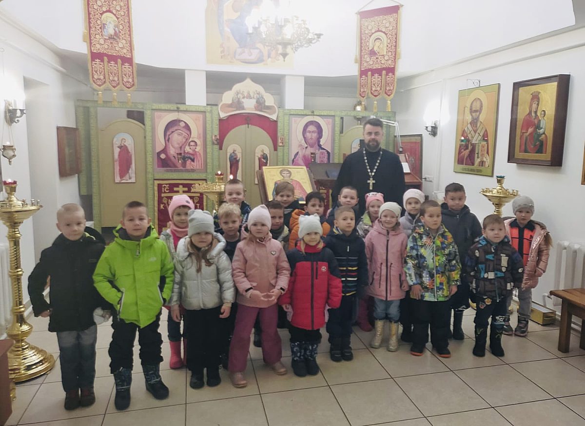 Экскурсия детского сада «Веснушка» по Пантелеимоновскому храму села Красный Путь