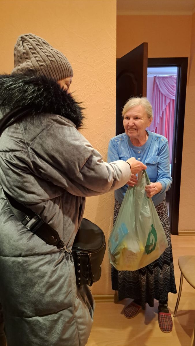 Поздравление престарелых прихожан с Рождеством Христовым — фото 3