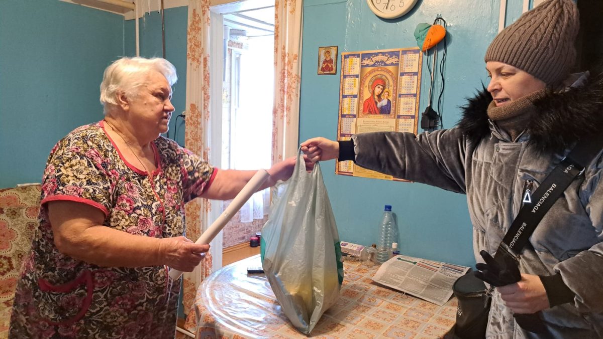 Поздравление престарелых прихожан с Рождеством Христовым — фото 4
