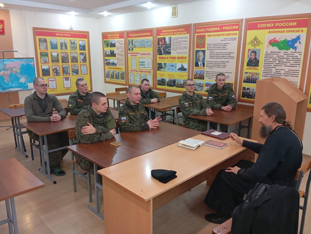 Богослужение в войсковой части села Ильинское
