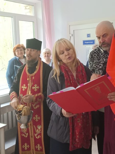 Пасхальное поздравление пациентов Растуновской больницы