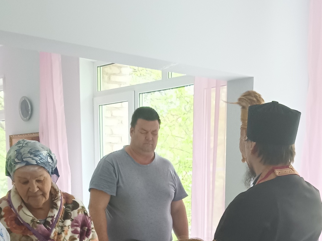 Пасхальное поздравление пациентов Растуновской больницы