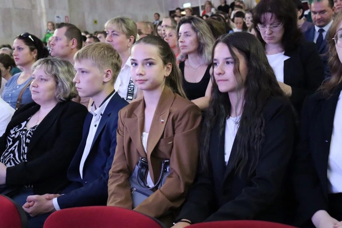 Церемония чествования одаренных детей и талантливой молодежи в Домодедово — фото 6