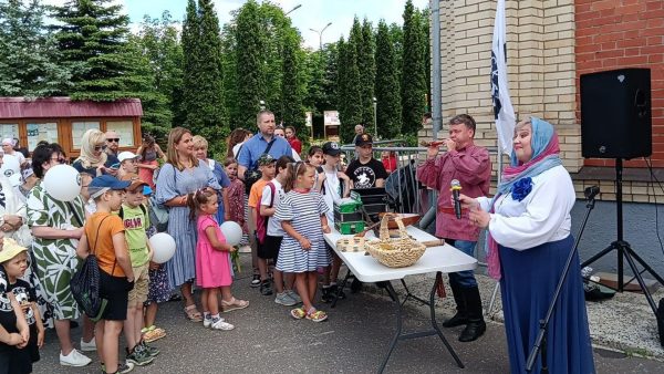 Праздник «Русский двор» на территории собора г. Домодедово