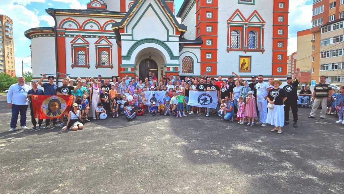 «Русский двор» в храме Новомучеников и исповедников Домодедовских — фото 4