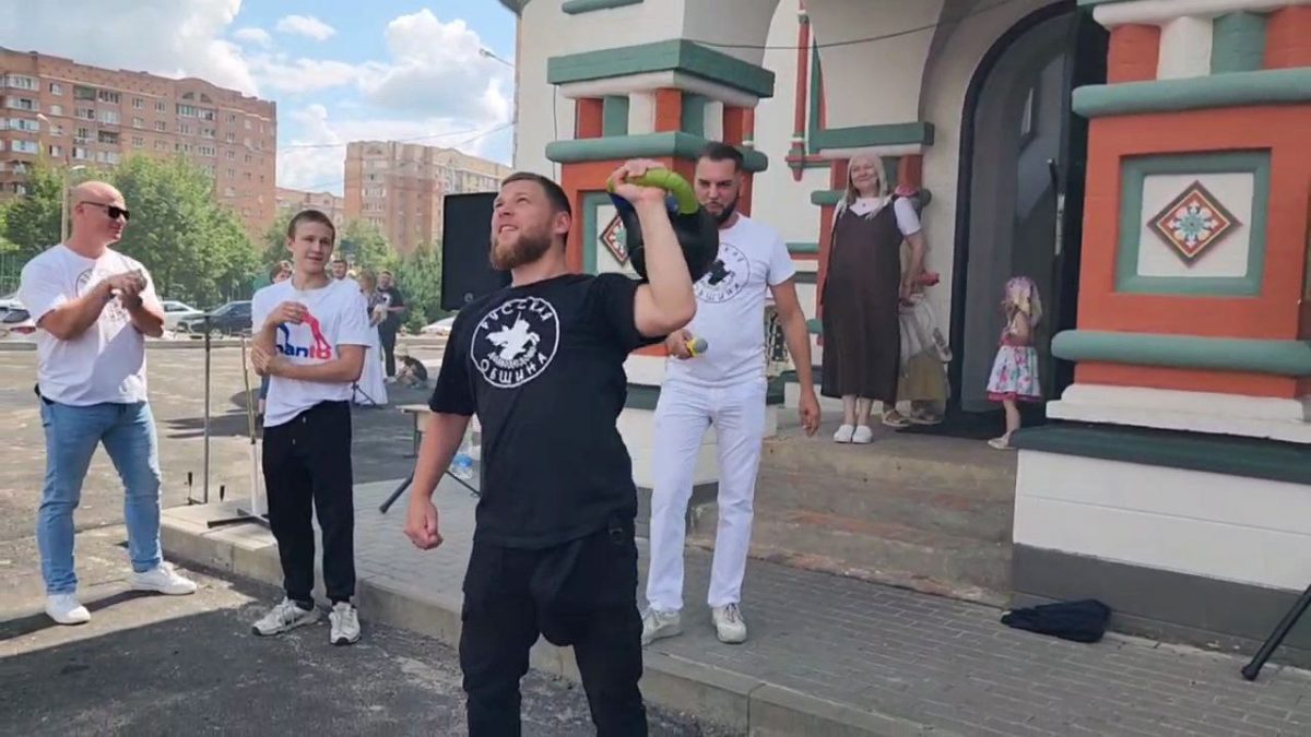 «Русский двор» в храме Новомучеников и исповедников Домодедовских — фото 8
