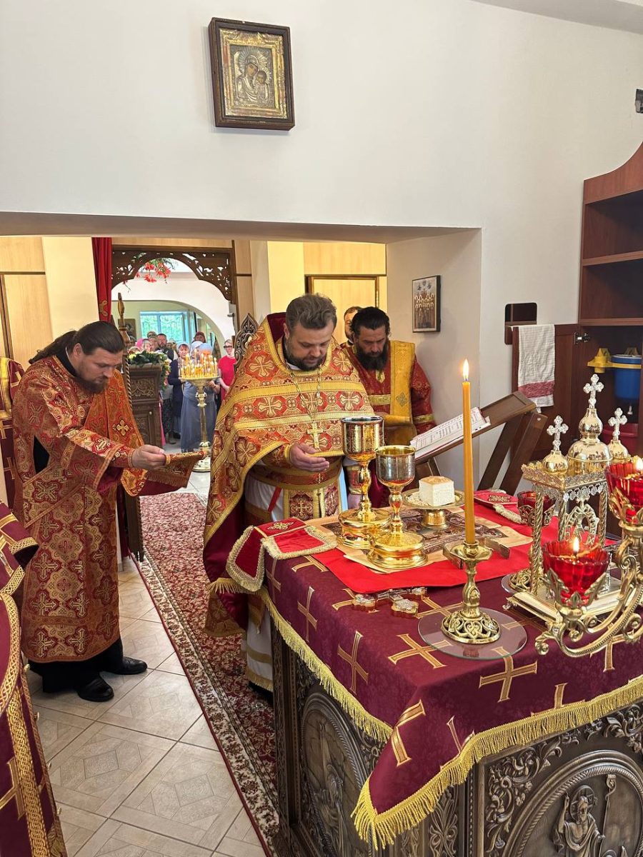 Престольный праздник в храме святого великомученика и целителя Пантелеимона села Красный Путь г.о. Домодедово — фото 12