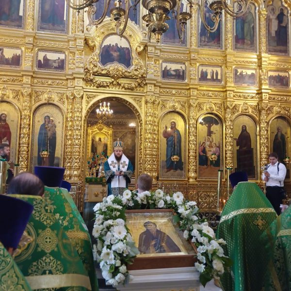 Поздравляем управляющего Подольской епархией Архиепископа Подольского и Люберецкого Аксия с днём Тезоименитства!