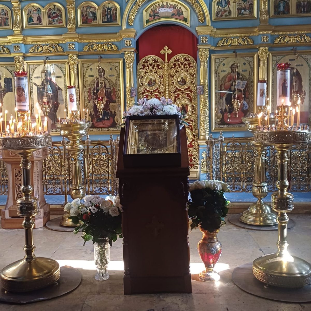 Духовенство Домодедовского благочиния совершило молебен перед Казанской иконой Божией Матери — фото 2