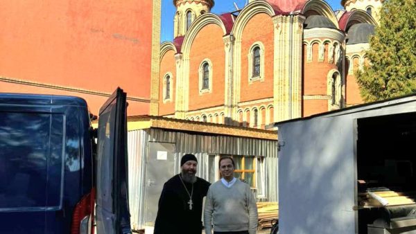 Сбор гуманитарной помощи в соборе Всех святых в земле Русской просиявших г. Домодедово для жителей Курской области