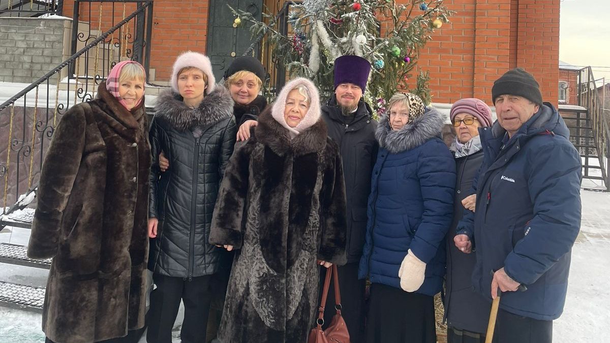 Подопечные социального центра «Домодедовский» посетили Димитрие-Солунский храм мкр. Белые Столбы г. Домодедово