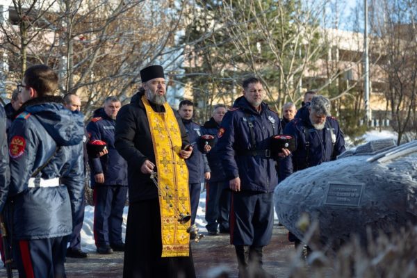 Строевой смотр казаков Домодедовского казачьего общества в соборе Всех святых в земле Русской просиявших г. Домодедово
