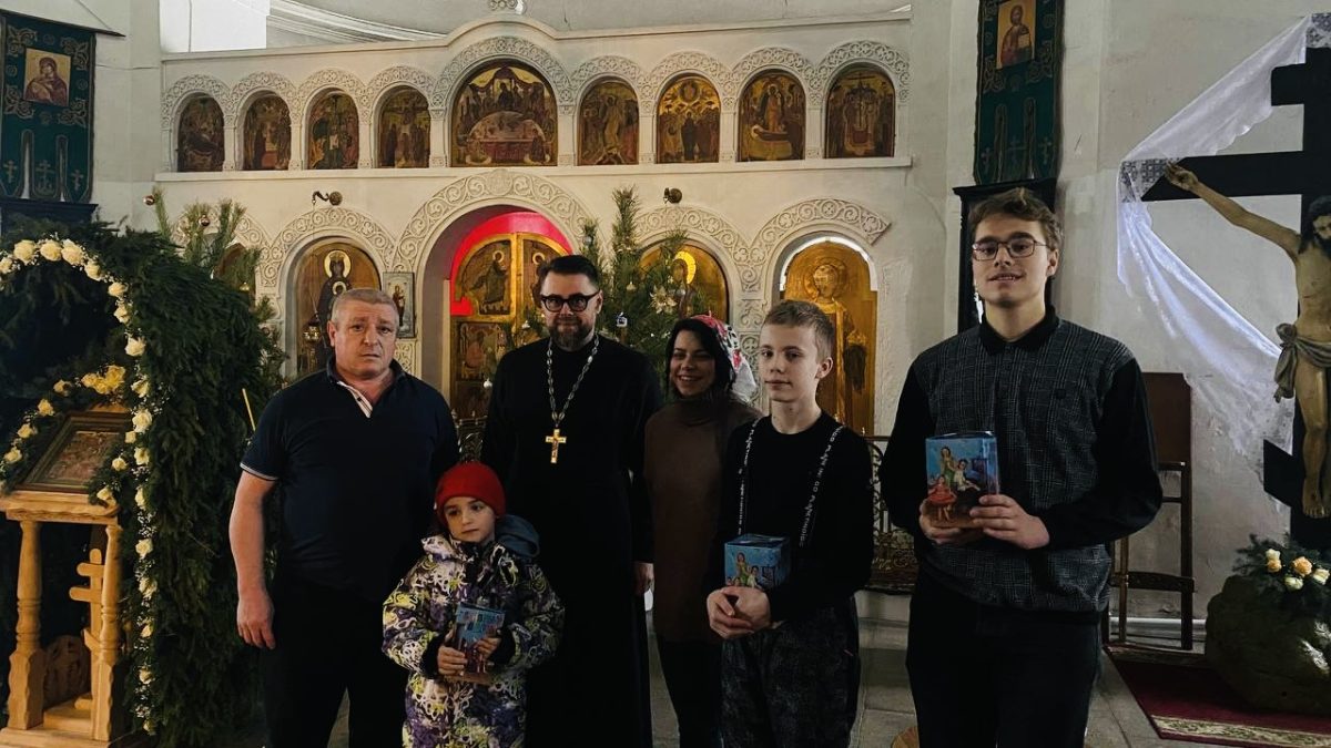 Благотворительная акция «Подарок к Рождеству» в Буняково — фото 4
