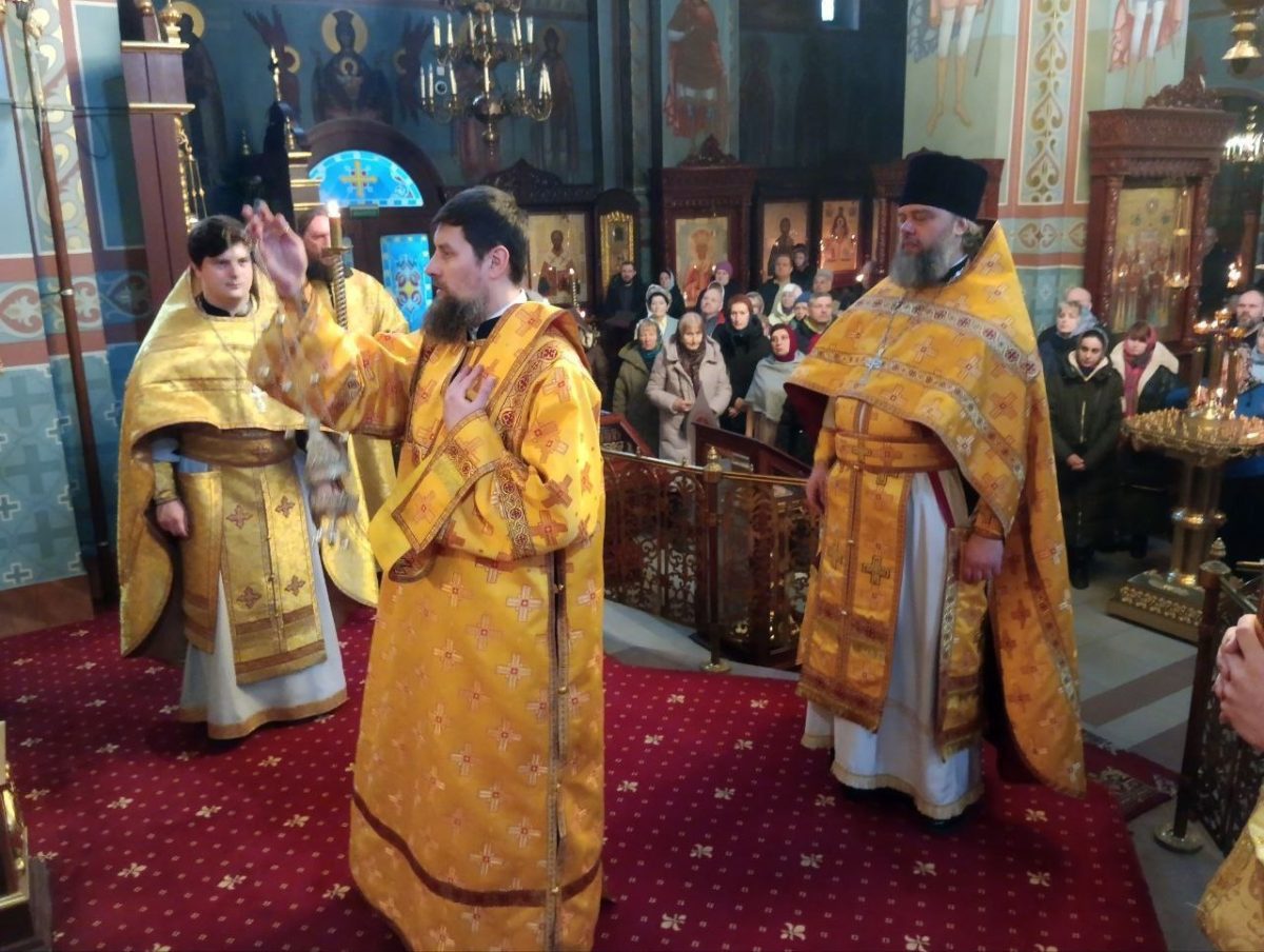 Празднование Масленицы в соборе Всех святых в земле Русской просиявших г. Домодедово — фото 2