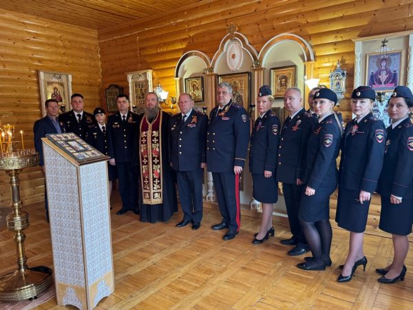 Торжественное мероприятие, в преддверии юбилея Победы, во Всероссийском институте повышения квалификации МВД России