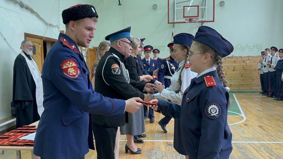 Торжественное построение кадетов Домодедовских казачьих классов — фото 4