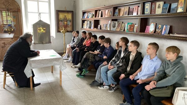 Диалог со священником в Иверском храме с. Растуново
