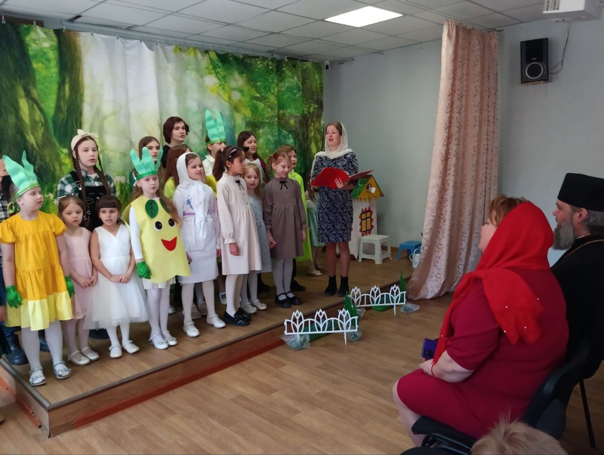 Детский пасхальный праздник в соборе Всех святых в земле Русской просиявших города Домодедово — фото 2