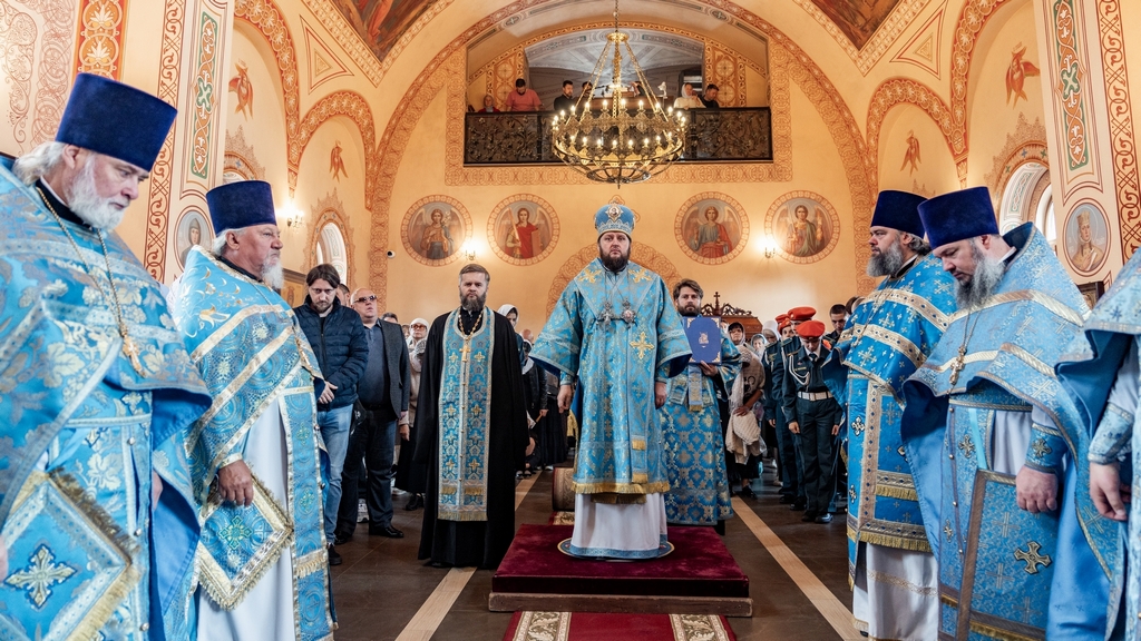 Архиерейское богослужение в храме иконы Божией Матери «Неопалимая Купина» мкр. Востряково г. Домодедово