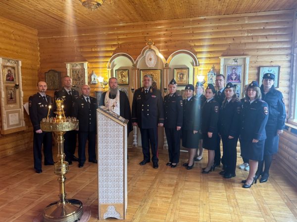 Панихида в ВИПК МВД России в память жертв, погибших в результате террористических актов