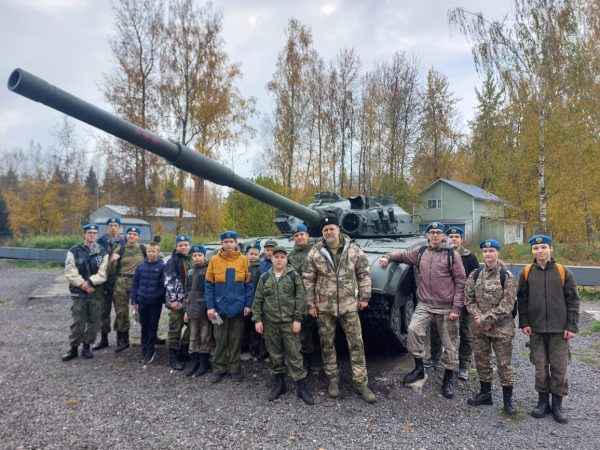 Домодедовская Православная дружина посетила спортивно-стрелковый клуб «Десантник»