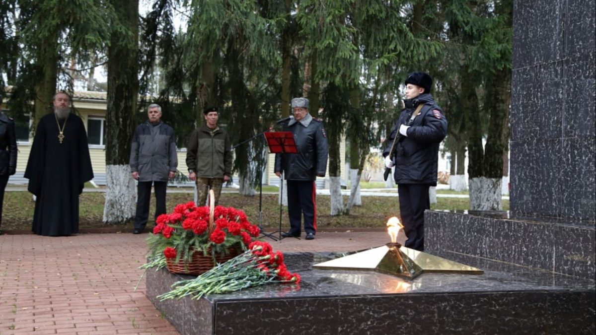 День памяти сотрудников органов внутренних дел погибших при выполнении служебных обязанностей и День сотрудника органов внутренних дел в ВИПК МВД России — фото 4