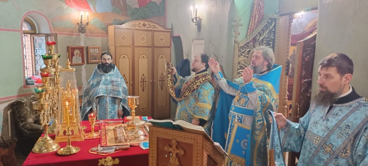 Престольный праздник в храме Всех скорбящих Радость в деревне Истомиха — фото 3
