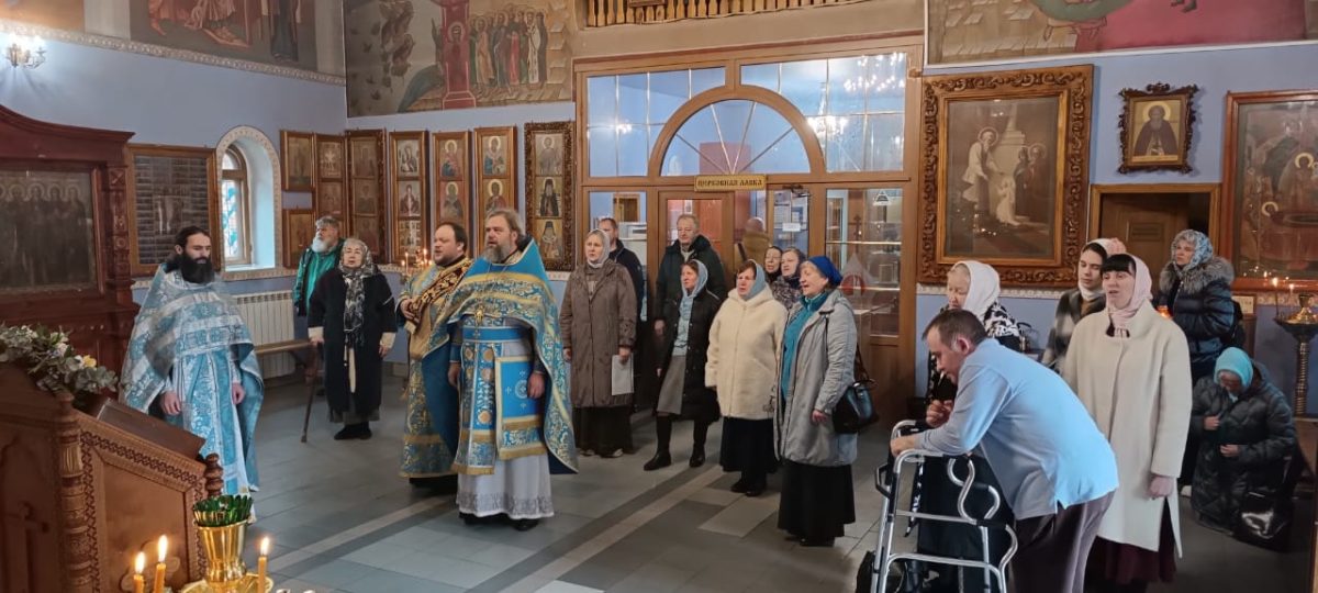 Престольный праздник в храме Всех скорбящих Радость в деревне Истомиха — фото 4