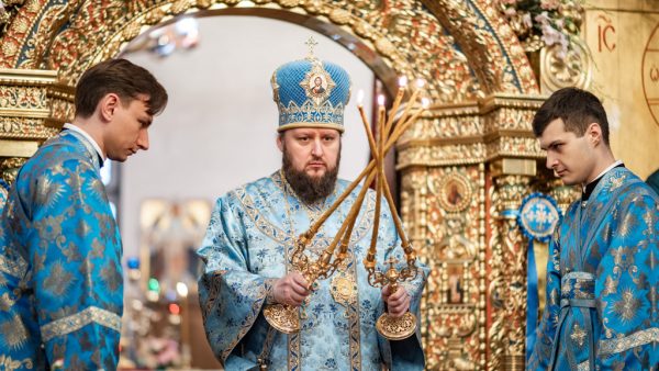 Архиерейское богослужение в храме иконы Божией Матери «Скоропослушница» деревни Чурилково г.о. Домодедово