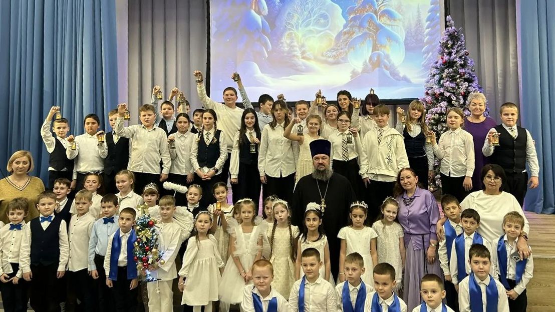 Конкурс чтецов «Рождественская звезда» в Барыбинской школе