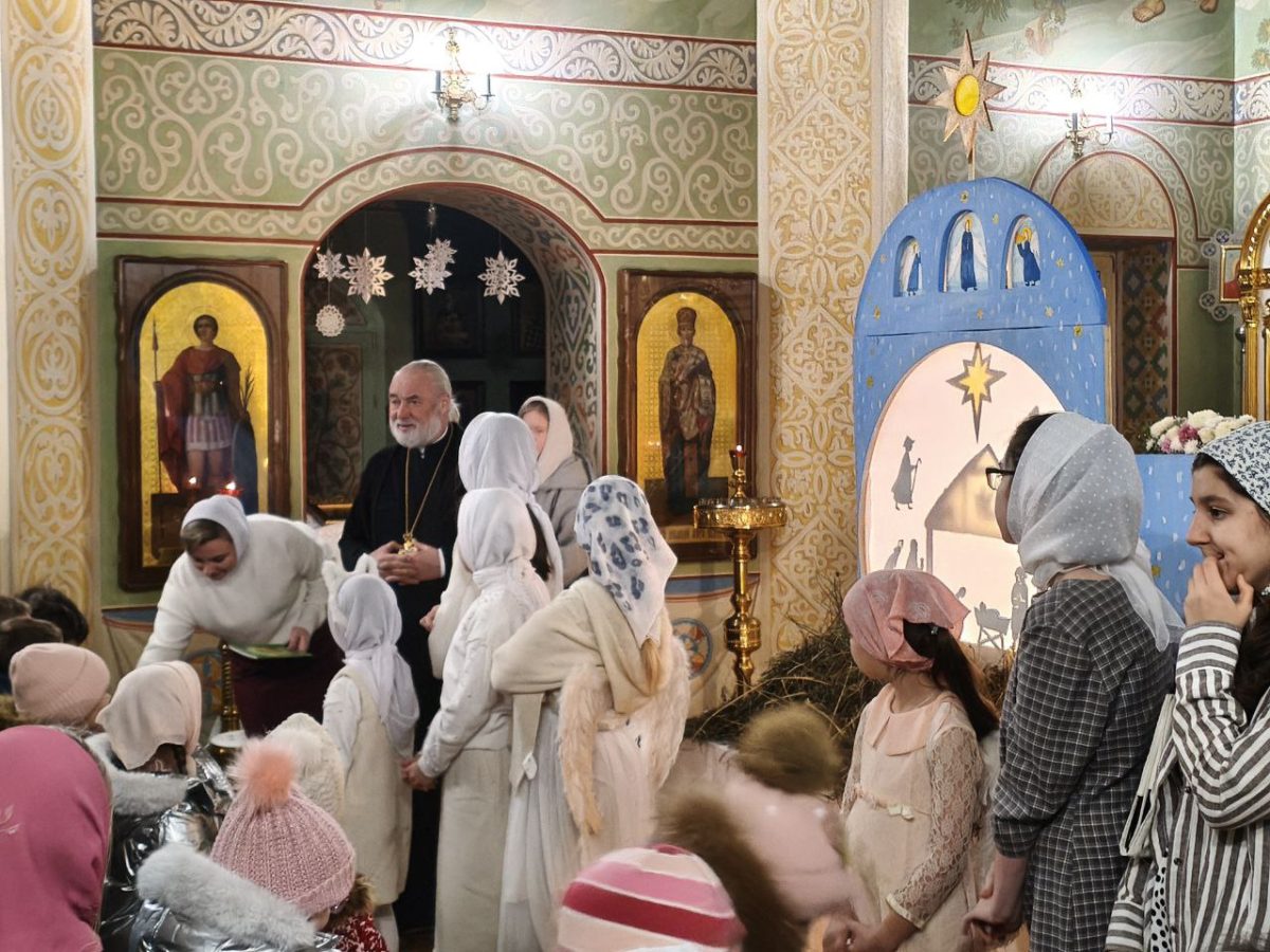 Ученики Домодедовского Образовательного Комплекса «Орбита» посетили Рождественский праздник Иоанно-Предтеченского храма мкр. Востряково