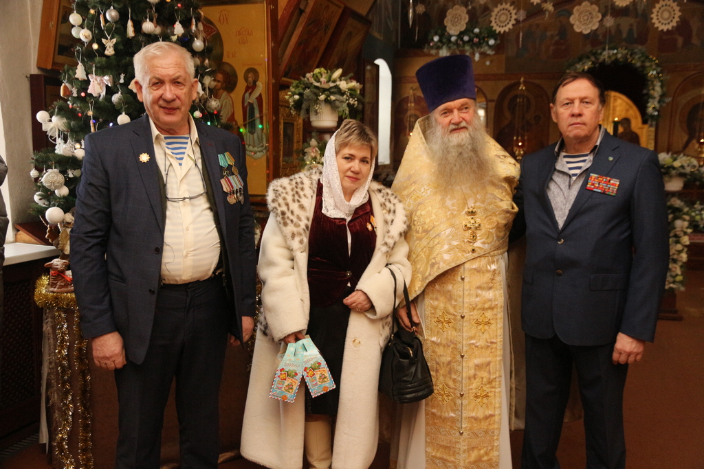 Благотворительный рождественский праздник в Никольском храме села Лямцино