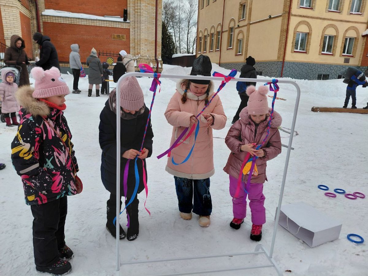 Масленичные гуляния в соборе города Домодедово — фото 2