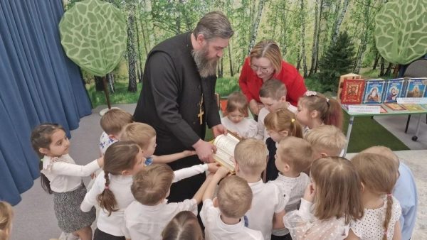 День православной книги в дошкольном отделении «Белочка»