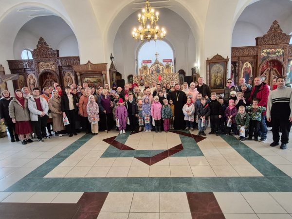 Детский пасхальный праздник в храме Преображения Господня в с. Вельяминово г.о. Домодедово